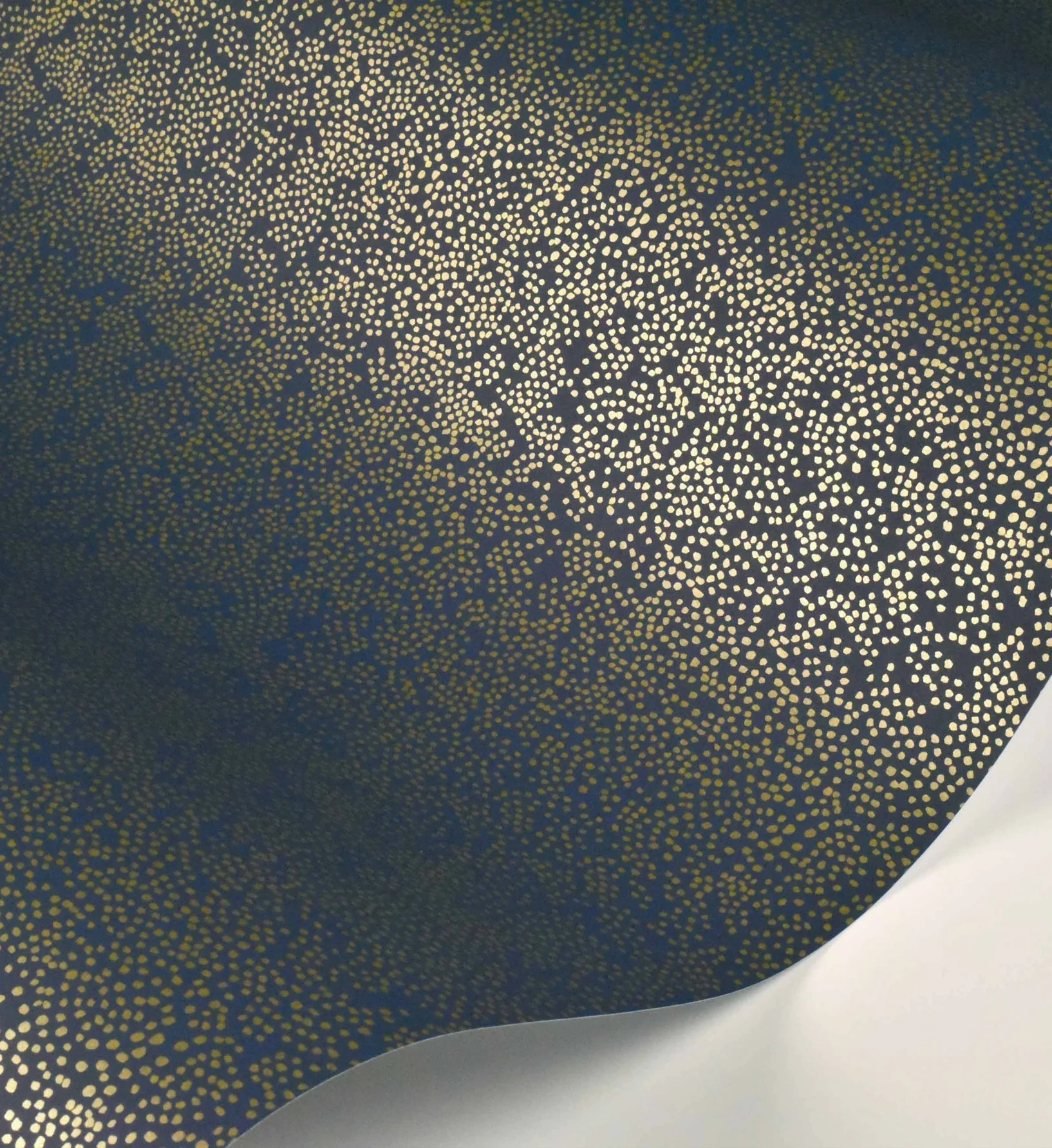 Champagne Dots Wallpaper - Metallic Gold & Navy - Image 3