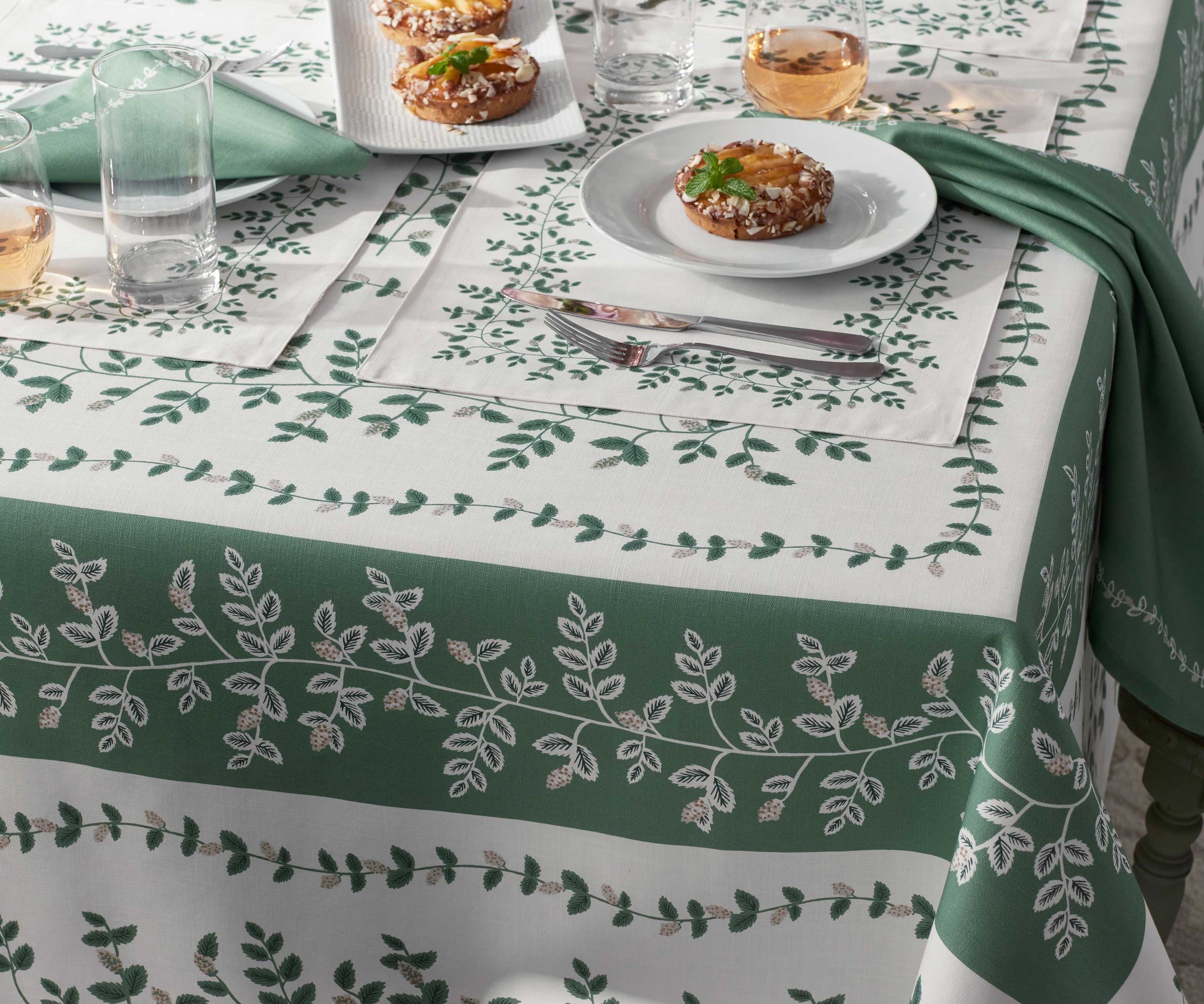 Cotton Tablecloth - Climbing Vines - Image 4
