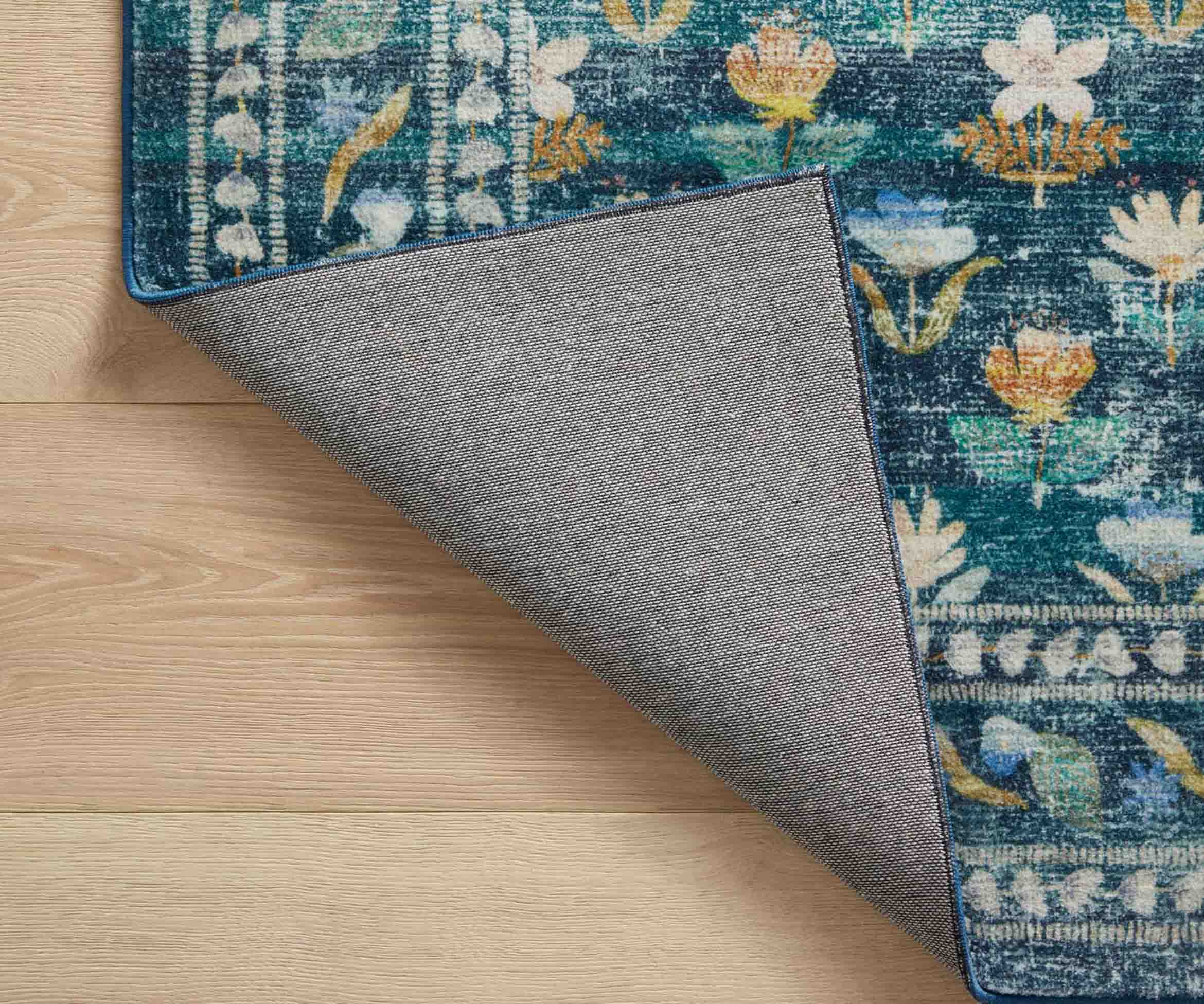 Courtyard Hadley Printed Rug - Emerald - Image 6