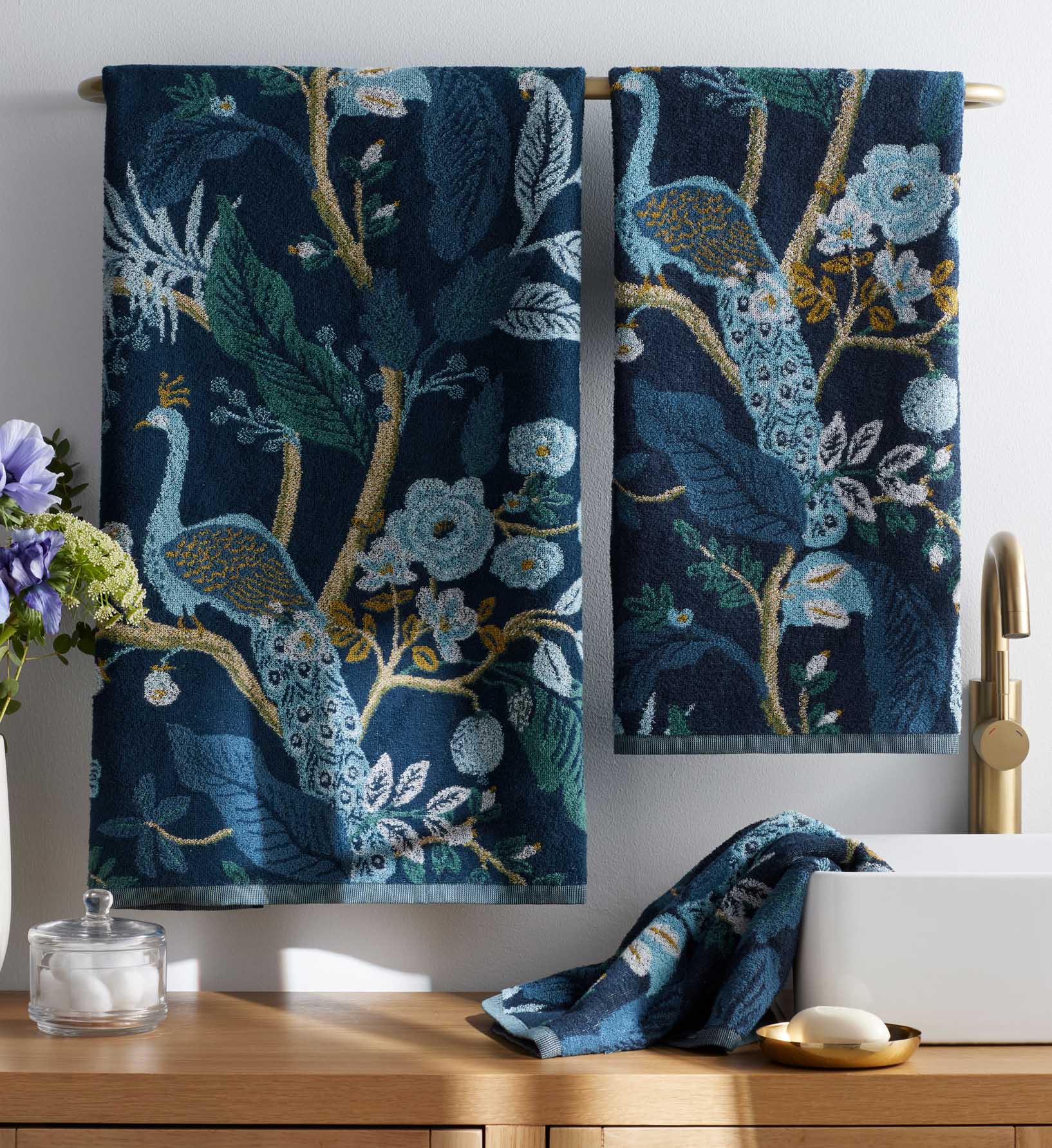 Jacquard Bath Towel - Peacock - Image 2