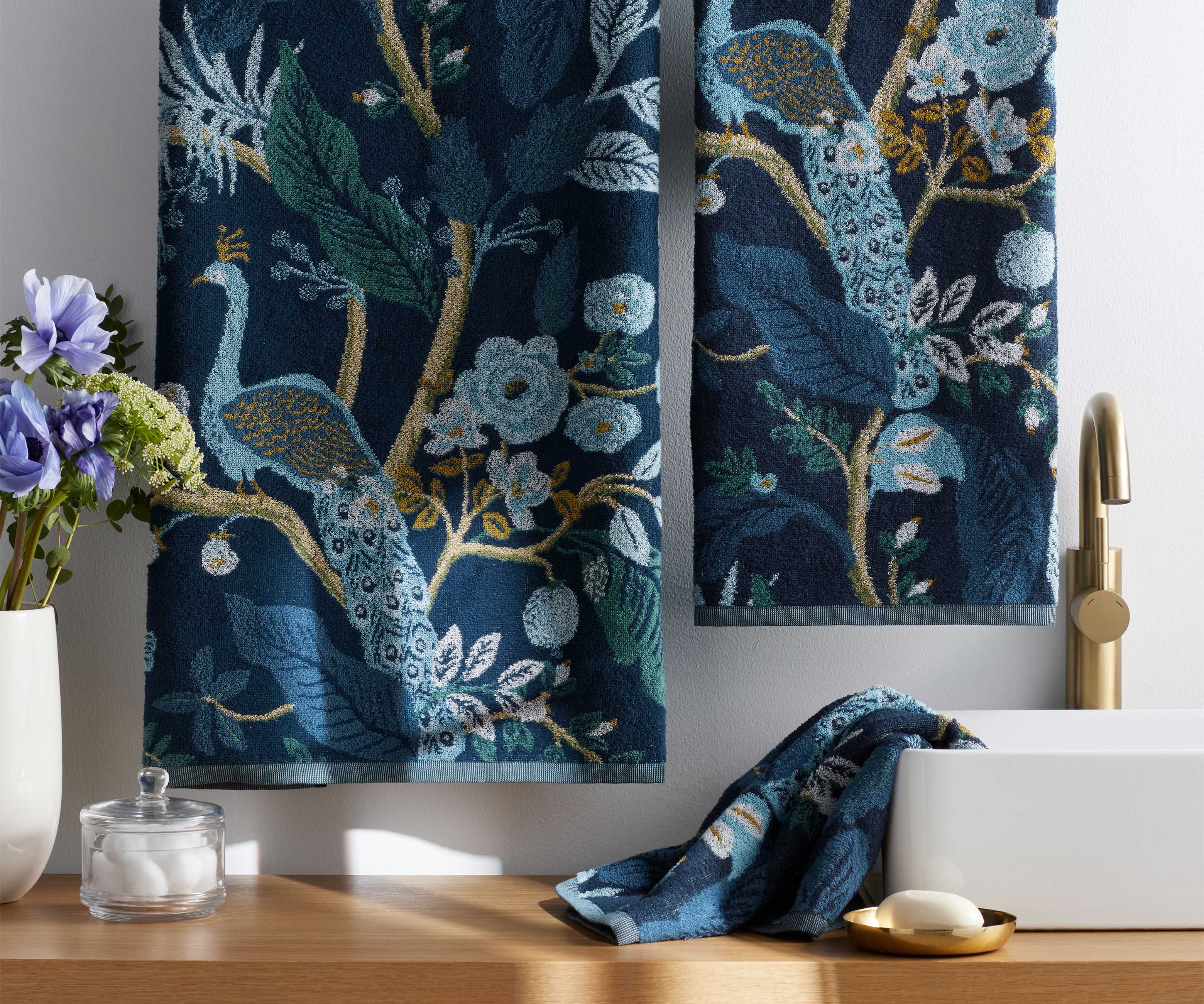 Jacquard Hand Towel - Peacock - Image 2