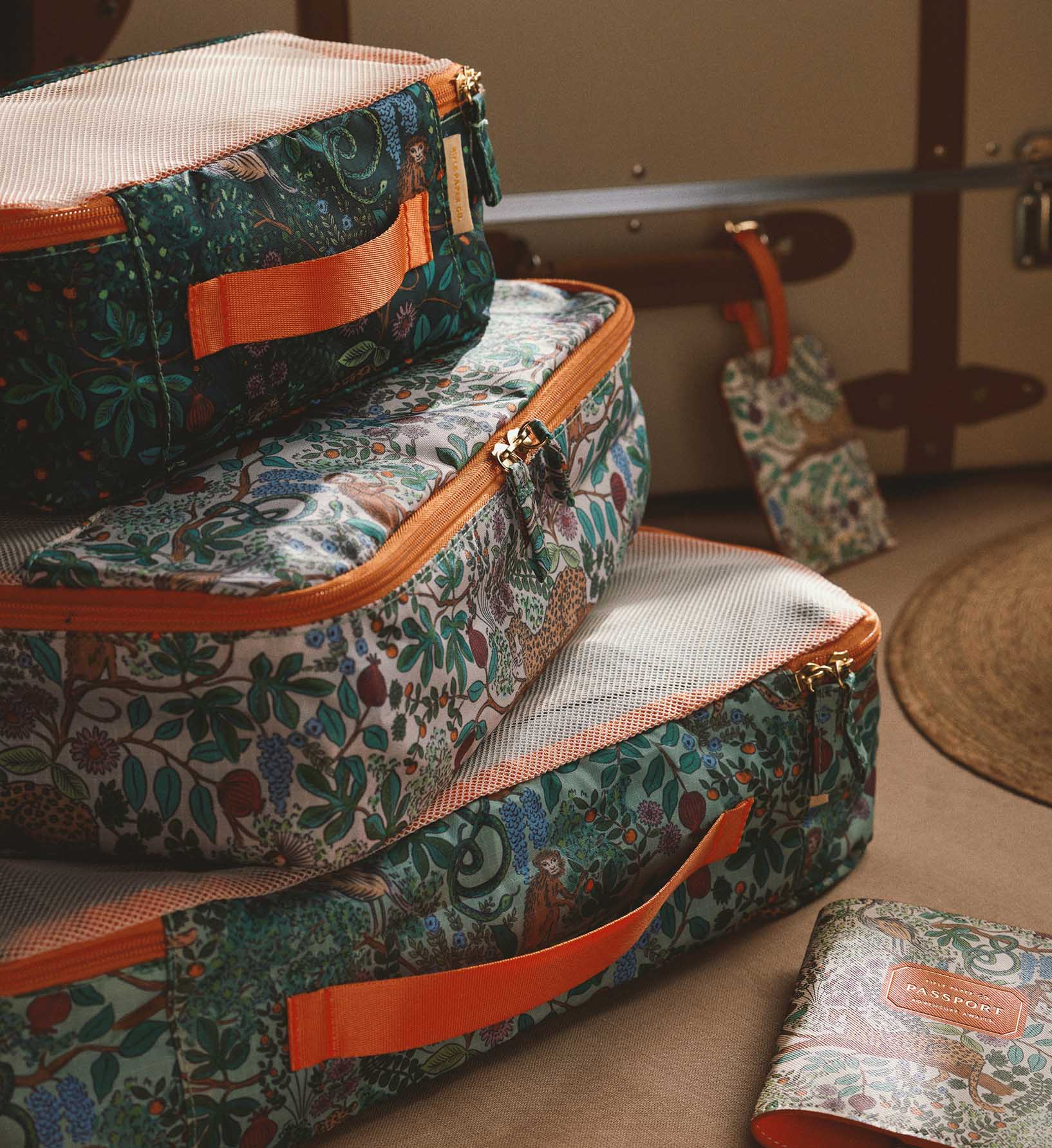 Passport Holder & Luggage Tag Set - Safari - Image 3