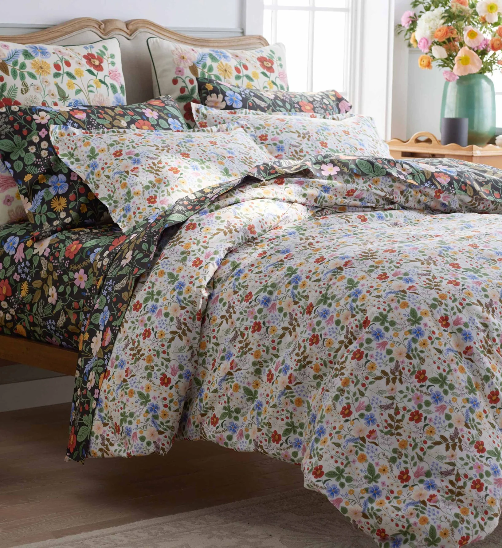 Percale Comforter - Strawberry Fields White - Image 2