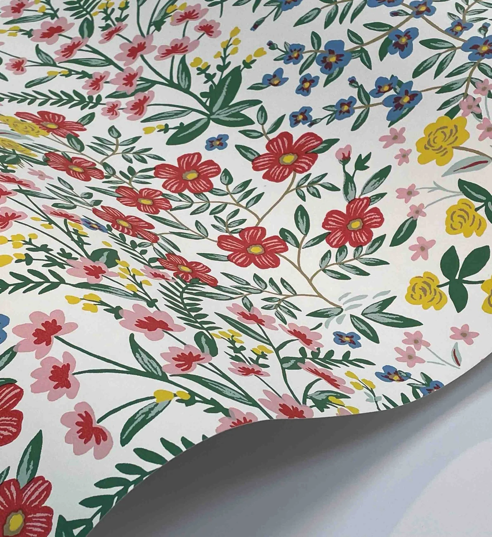 Wildwood Garden Wallpaper - White - Image 3